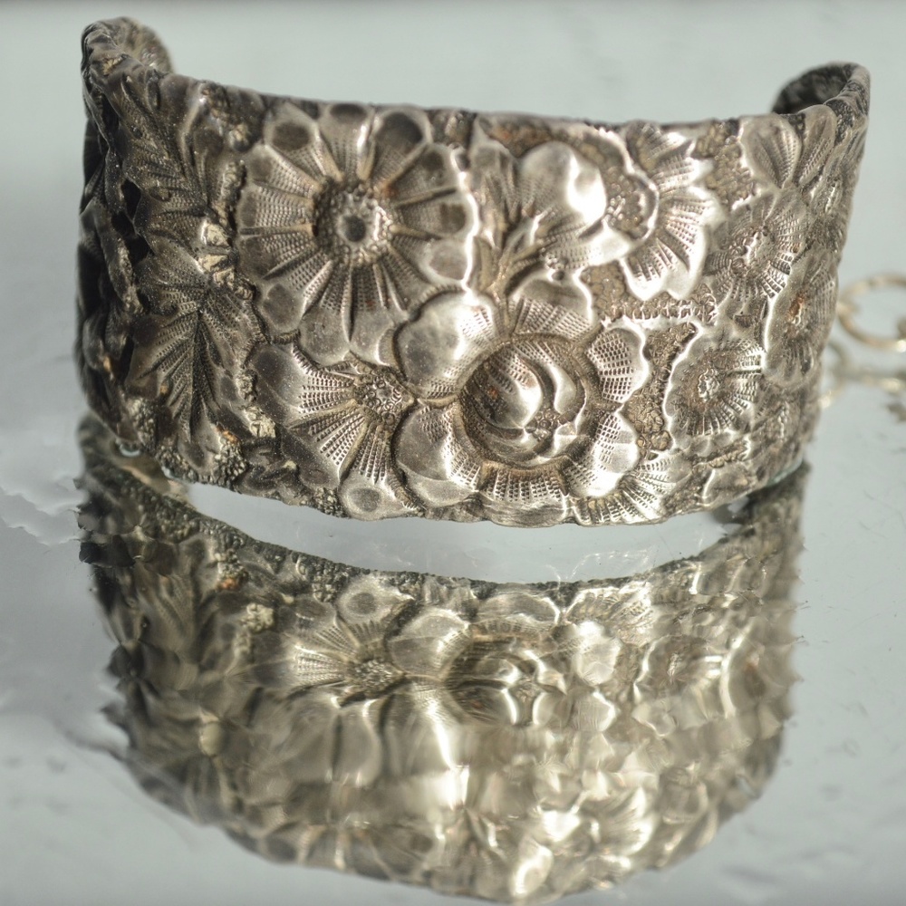 Antique Gorham Floral Sterling Silver Antique Cuff Bracelet Chain Repoussé 925 - Picture 3 of 6